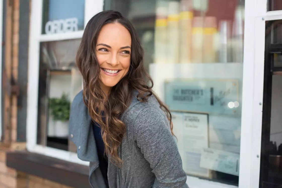 The Supplements That Keep Kelly LeVeque Energized & Balanced